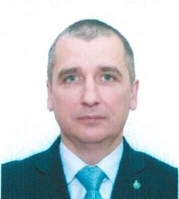    В Адамовке выбирают главу района Белов Михаил Александрович