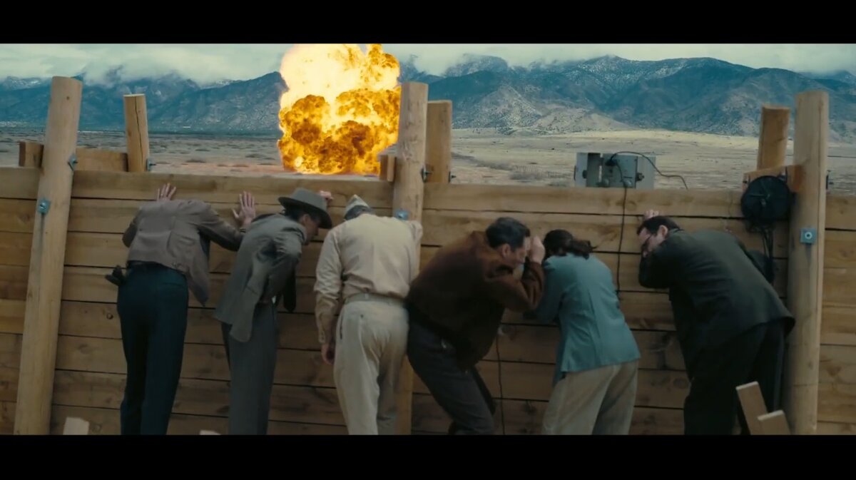 кадр из фильма «Оппенгеймер»