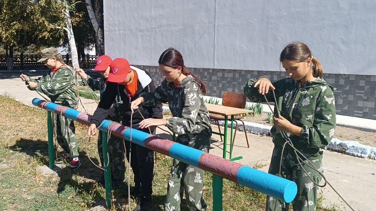  В Каланчакской школе №1 прошла военно-спортивная эстафета от КрымПатриотЦентра - Таврия ТВ - Херсон