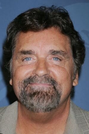 Роджер Янг, американский режиссер, постановщик большинства фильмов этой эпопеи