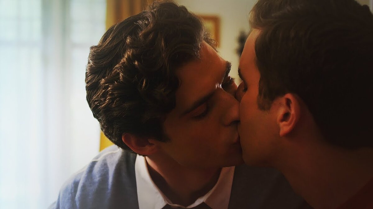 Два молодых гея 