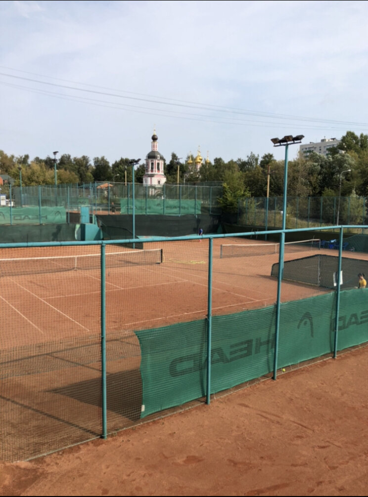 Красивые виды на теннисный корт