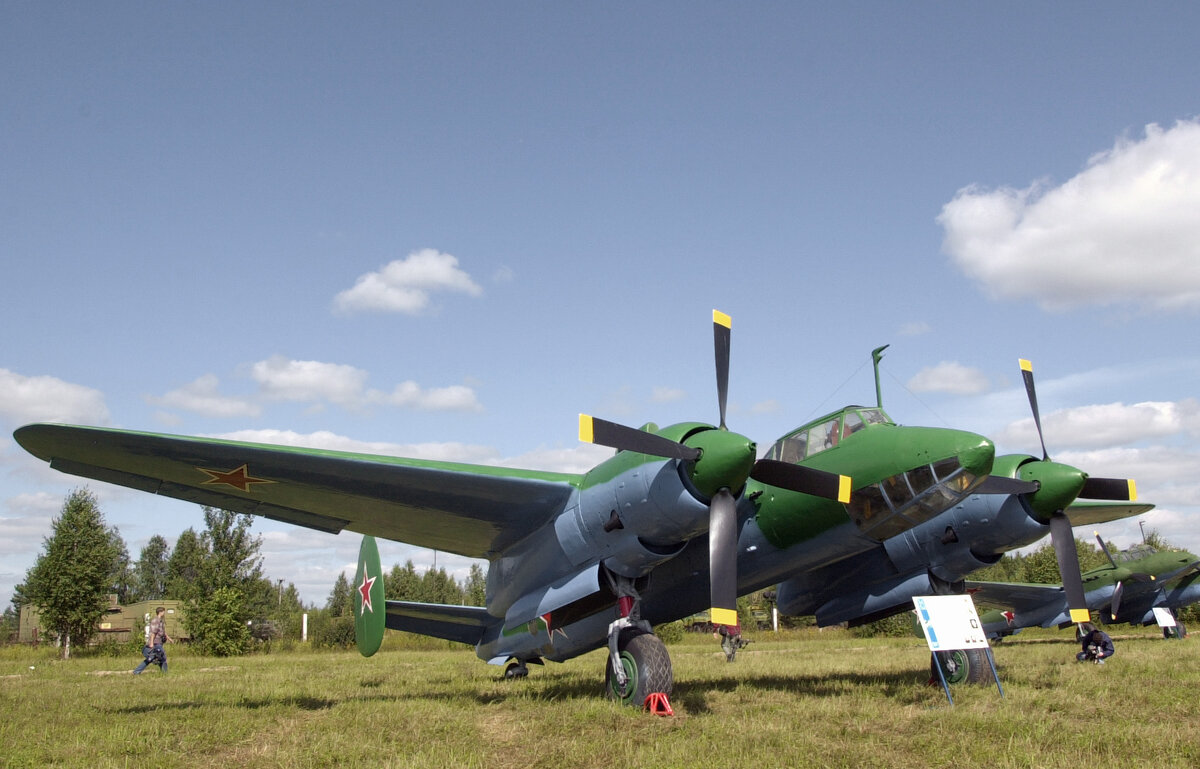 Ю ту 2. Ту-2 бомбардировщик. Ту 2 Королев. Фронтовой бомбардировщик «103» (ту-2). Ту2.