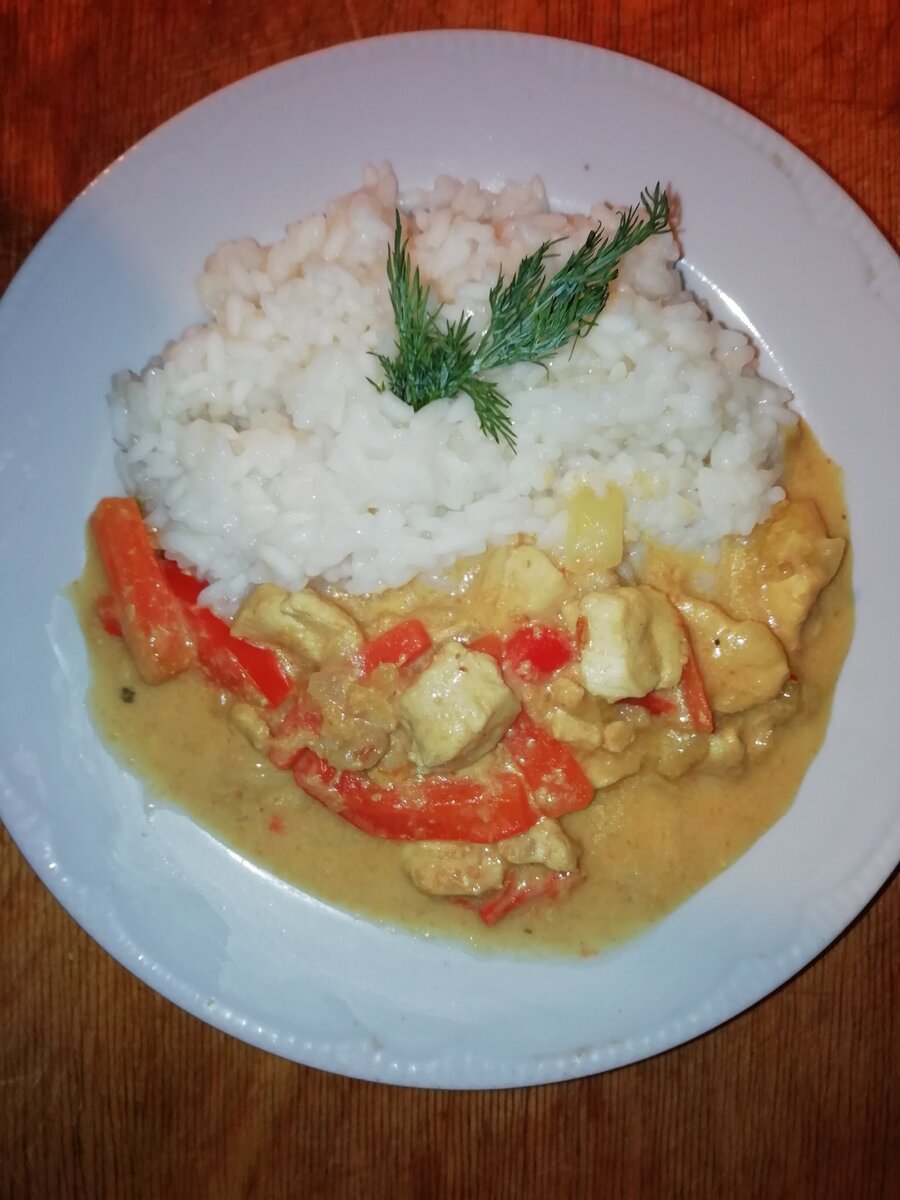 Курица карри.