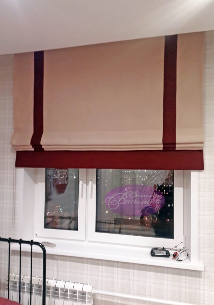 Римская штора Blackout с кантами.