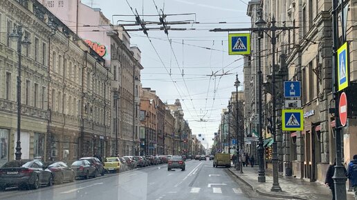 Поездка на троллейбусе по Петербургу. Красивая Петроградка