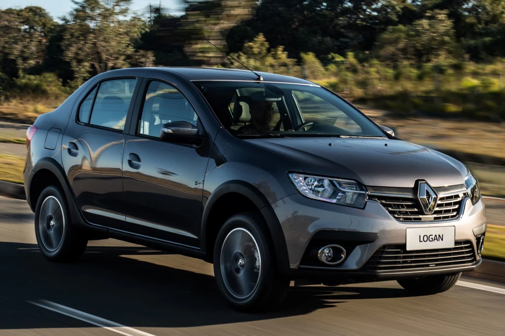 Renault Logan.