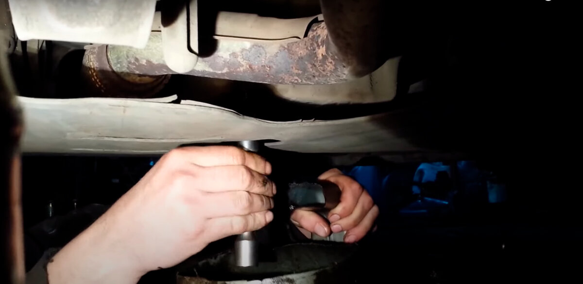 Как заменить масло на шевроле круз Замена масла Volga Oil Premium 5W-40. Отзыв, заморозка и первые впечатления