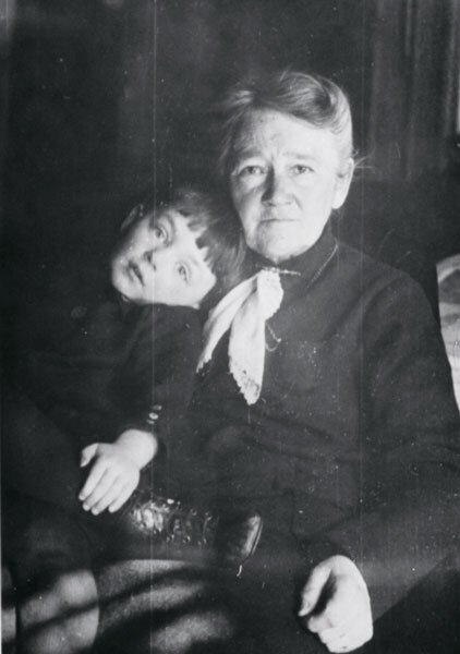 Хедвиг Хайтон и Станислав Долецкий (папа Алены Долецкой). 1922 г.