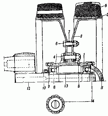 Опорный каток с наружной амортизацией: 
1— ступица; 2— диск; 3— обрезиненный обод; 4— стяжной болт;
5— резиновая шина; 6— стяжной болт дисков; 7— распорная втулка: 
8— шарикоподшипник; 9— крышка лабиринтового уплотнения;
10— кольцо лабиринта; 11— броневой колпак; 12— ось катка;
﻿13— распорная втулка; 14— корончатая гайка