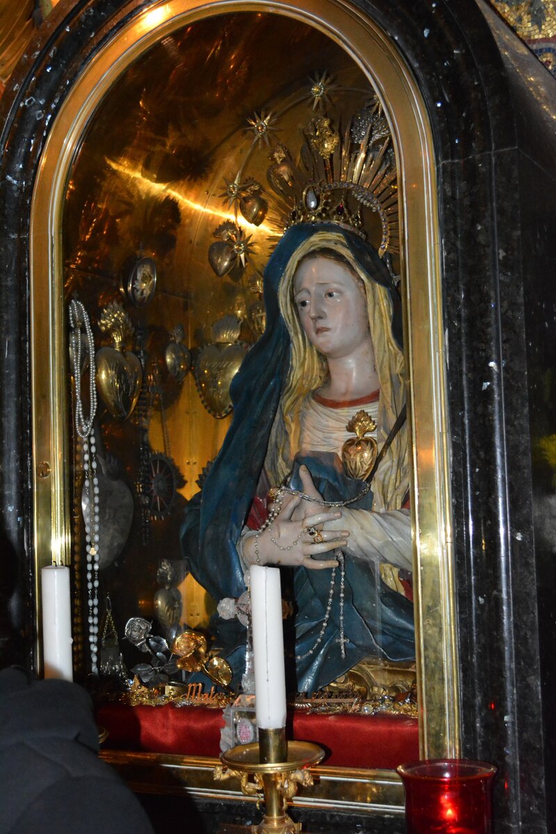 в Храме Гроба Господня в Старом городе Иерусалима