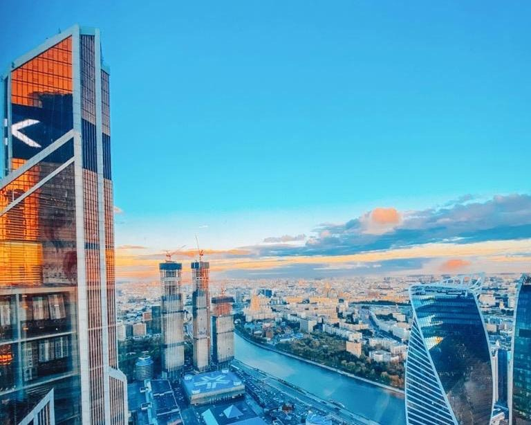 Вид на башню « Меркурий » со смотровой площадки PANORAMA360.