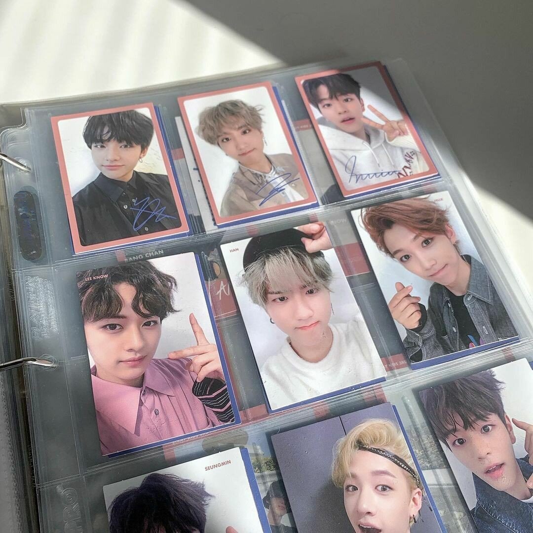 Коллекция карточек группы Stray Kids