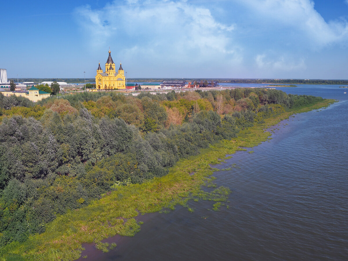 Вид на Собор Александра Невского с Канавинского моста. Фото автора