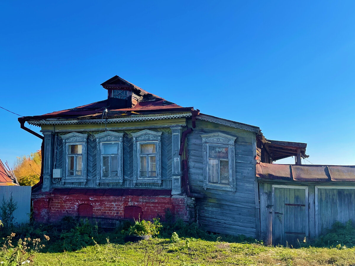 Как живут люди в селе Кекино, где храм 1814 года стоит разрушенный, клуб  1970 года и магазин из 90-х, показываю все как есть | Под зонтиком | Дзен