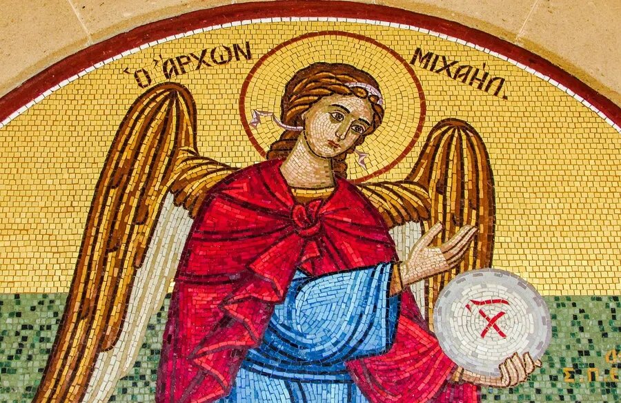 На иконах Архангел изображается в красном одеянии, с крыльями за спиной, строгим видом. Фото: Pixabay.com 
