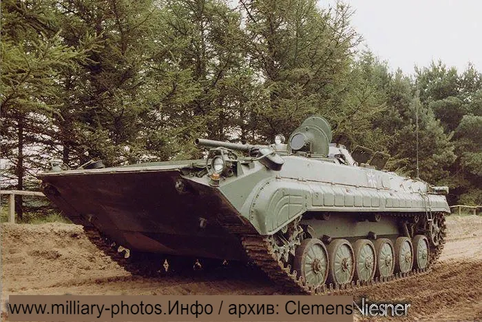 Тэнк 500. Автомобиль тэнк 500. Танк 500 двухцветный. GMW Tank 500.