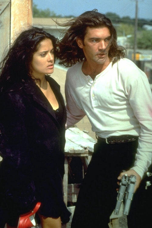 Сальма Хайек и Антонио Бандерас в фильме Desperado (1998) – вот уж самый что ни на есть настоящий побег от обыденности.