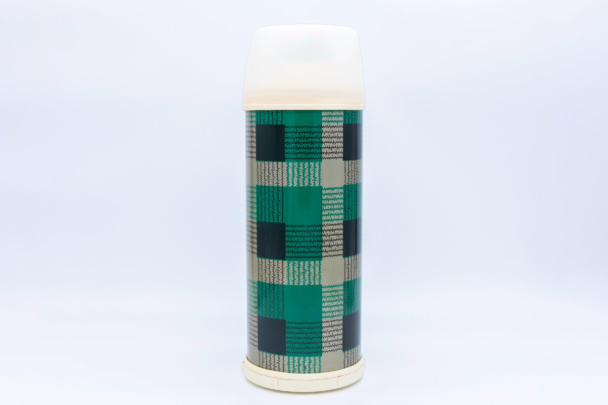 Новый термос СССР производства Маловишерского Стекольного Завода. Листайте дальше ->