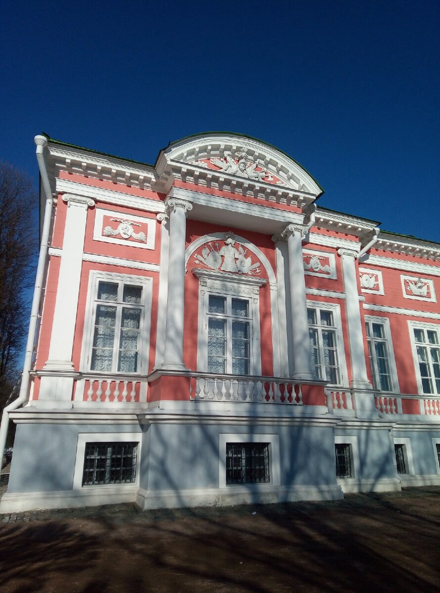 Дворец Шереметевых. Фото автора.