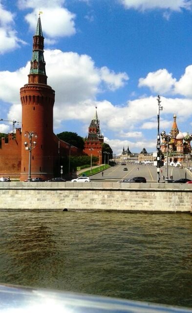 Вид на Кремль и Красную площадь с Москва-реки. Автор фото Tatiana Fedotova-Московская