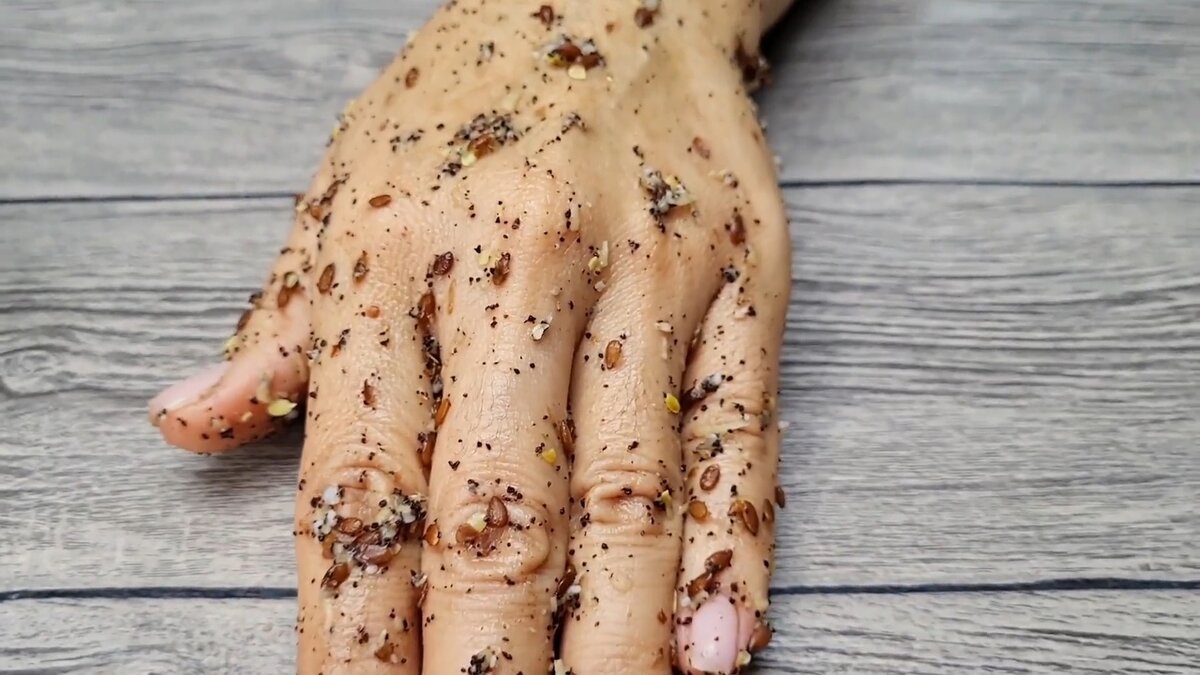 Mâinile mele par că ar fi din nou 25 de ani!  Fac o mască de casă din cele mai simple ingrediente - funcționează mai bine decât orice achiziționat