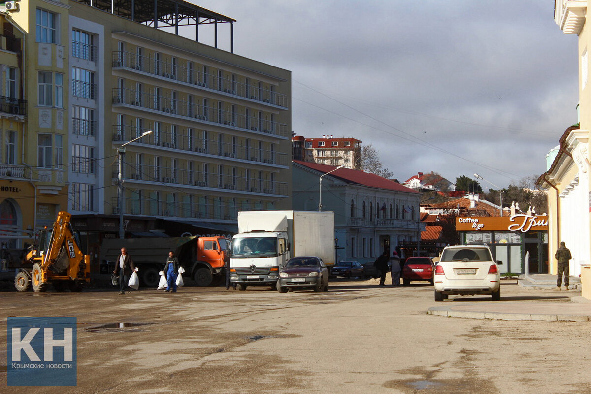 "Каменные джунгли" в центре Феодосии