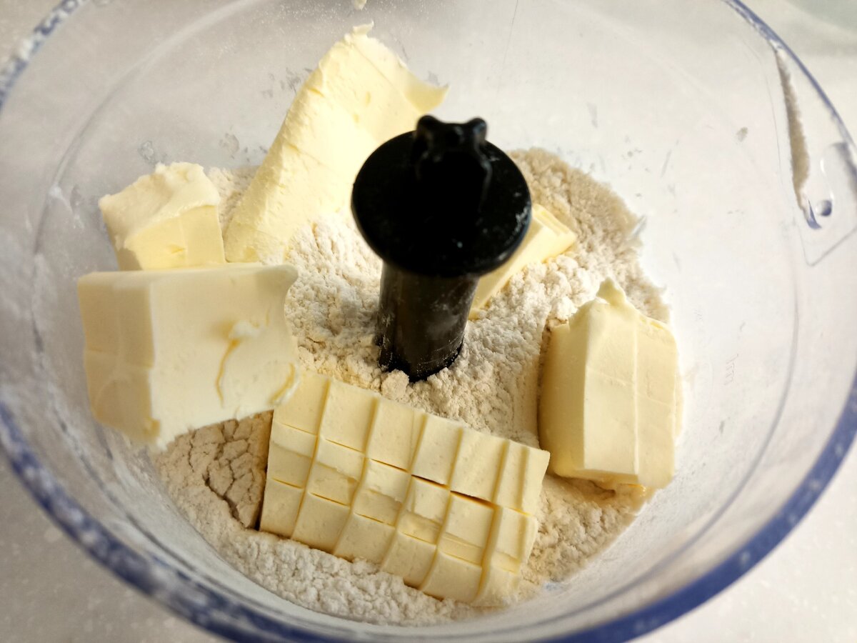 мука и масло