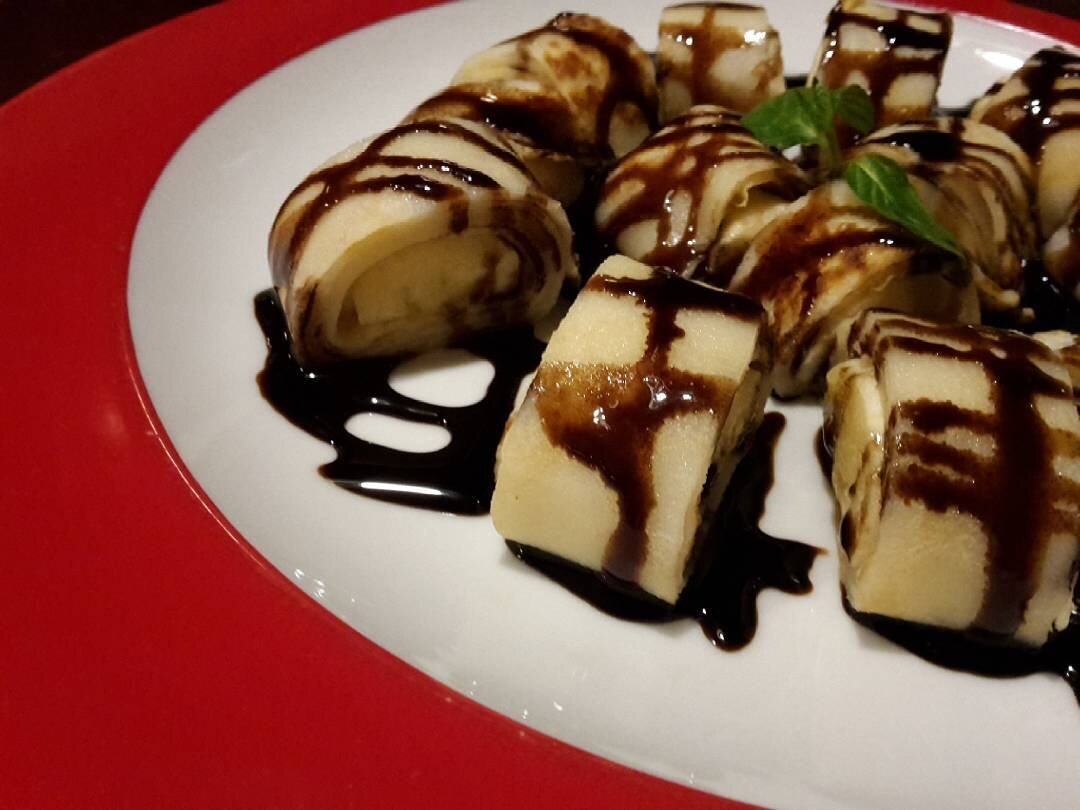 Блины с бананом и шоколадом.