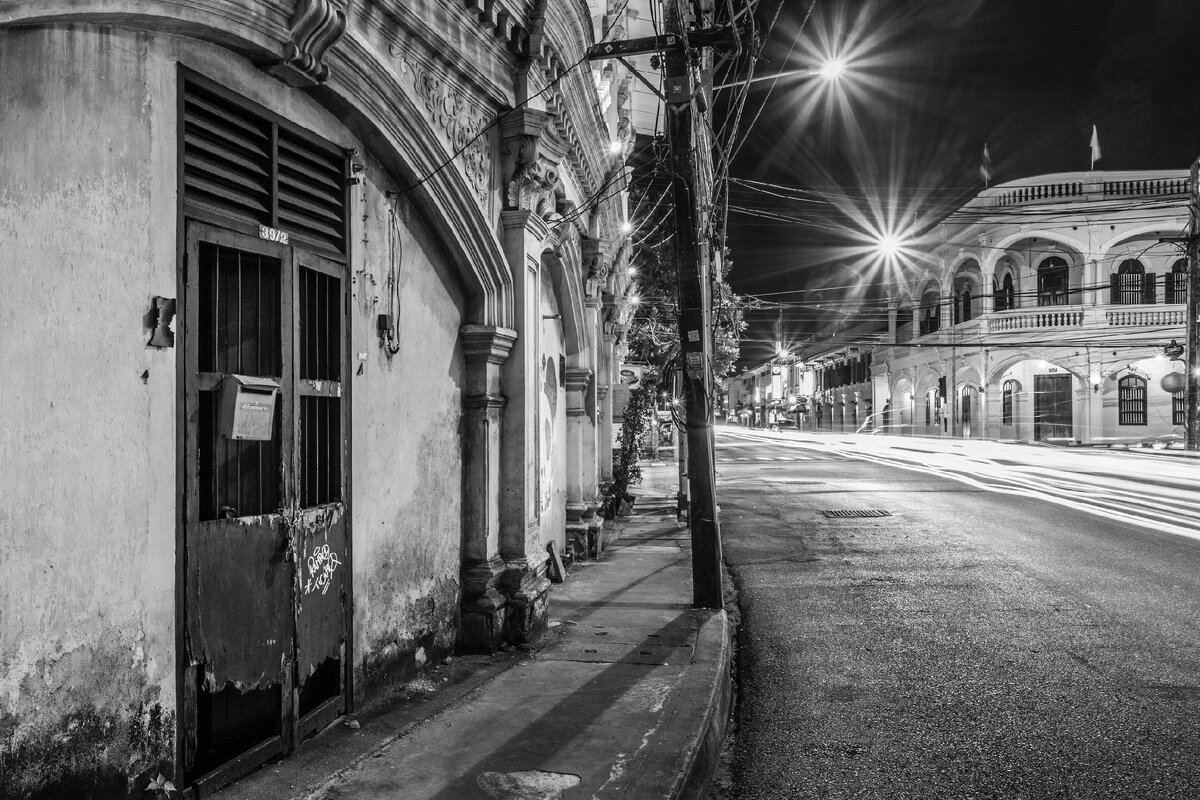 Thanks to sippakorn yamkasikorn for sharing their work on Unsplash.