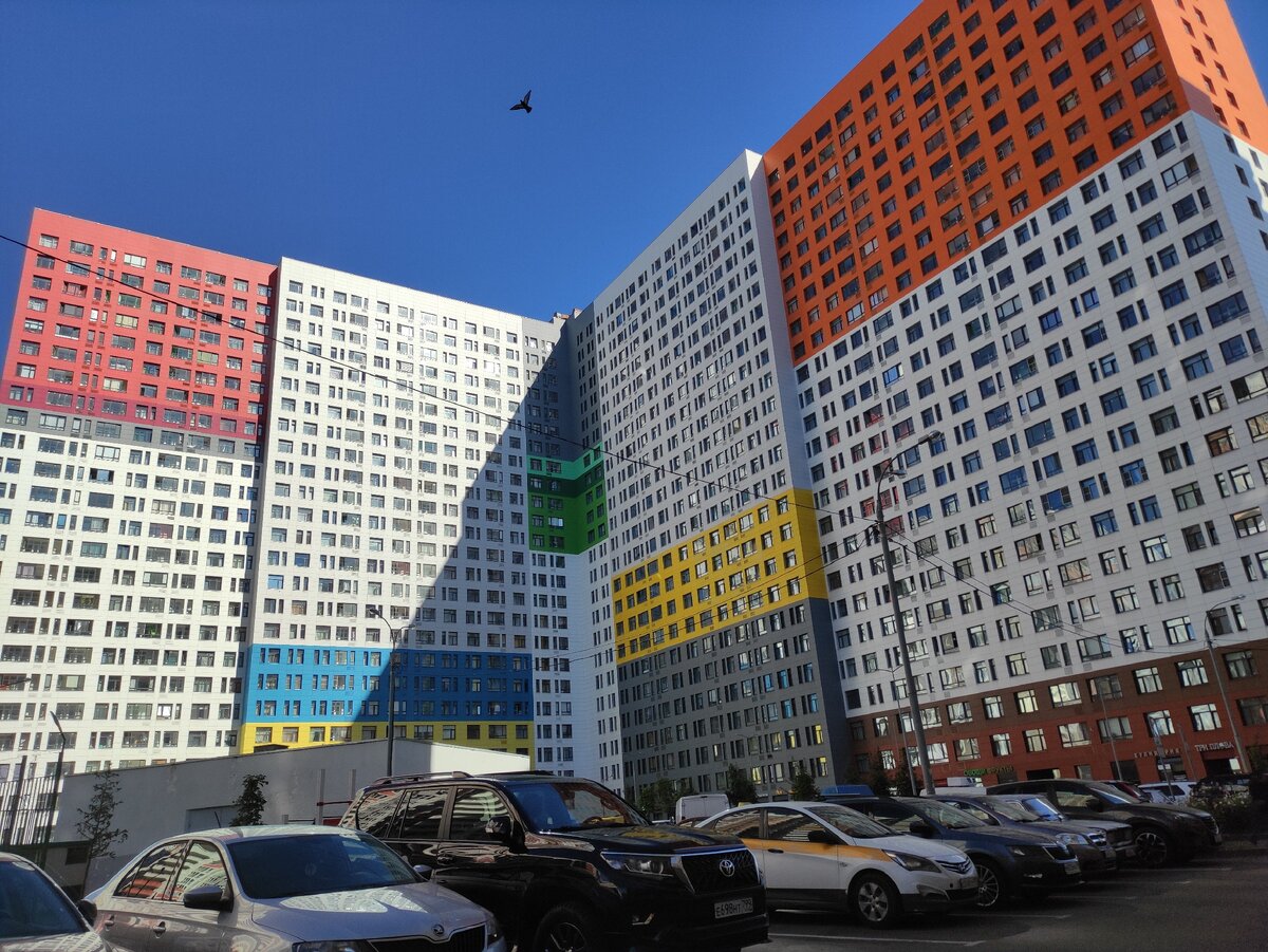 Засядут люди в своих квартирах, и как тогда работать, непонятно...