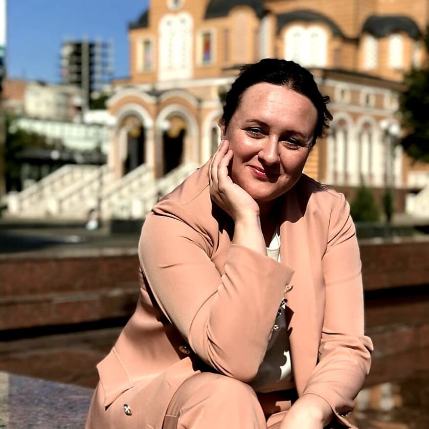 Нет денег, не хватает денег, деньги вечно куда то испаряются, где брать деньги на еду, одежду, обучение ребёнка и тд.....😱 
Знакомые мысли?

Я тоже так раньше думала и наконец раскрыла формулу успешных людей, пообщавшись с ними)😉

Сохраняйте данный пост он вам ой как пригодиться.👍

И так готовы к финансовому благополучию?

Тогда в перёд...🚀

✅Перестаньте мечтать! Переведите свои мечты в цели!

Мой личный пример:

Мне нужны были деньги на газ, что бы провести его в наш новый дом. Как сейчас помню сумма 300 000 рублей.

Перевела в цель заработала эти деньги. Даже больше я так на сам дом заработала и ни каких ипотек) Без начального капитала🙊

Сейчас могу сказать это работает.

✅ Просчитайте свой реальный бюджет.

Здесь необходимо понять какая сумма вам реально нужна ежемесячно.

Расходы не должны превышать доходы.

Ой в каких же я облаках летала раньше пока не посчитала свой реальный бюджет....🙈

После этого у меня изменилось моё мышление в целом😳

Писать остальные 2 шага?

Вам интересна эта тема?

Если ДА то напишите под постом хочу продолжение 👍

И тогда в следующем посте раскрою ещё два шага к тому что бы всегда были деньги) и у вас будет полная формула успешных людей😜