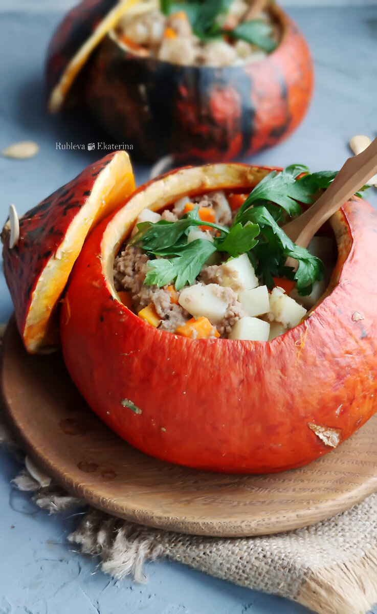 Мясное рагу в тыкве. Выглядит очень эффектно и очень вкусно | Весь мир в  тарелке. Рецепты | Дзен