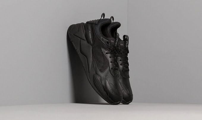 Puma RS-X Winterized. Пацаны-это для вас. Одна из самых стильных, качественных пар. Согласитесь-это пушка. 