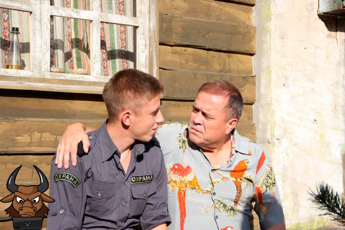 Александр Паль и Александр Ильин. Кадр из фильма «Парень с нашего кладбища»