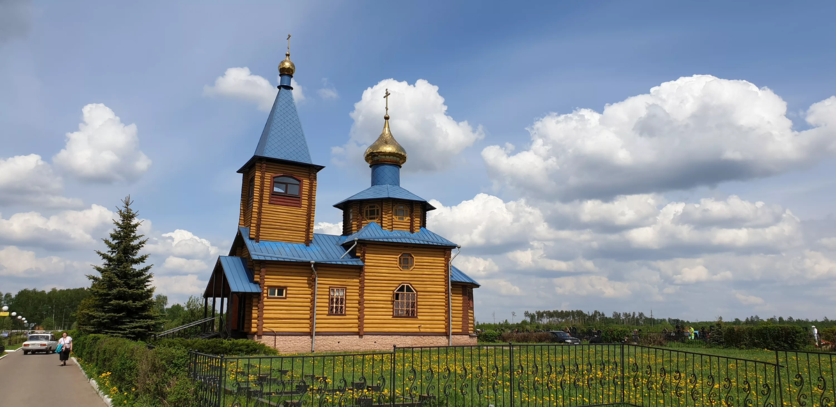 Богородское кладбище ногинский. Богородское кладбище Ногинский район Московской области. Богородское кладбище Церковь. Храм Николая Чудотворца на Богородском кладбище. Деревня Беляево Богородское кладбище.