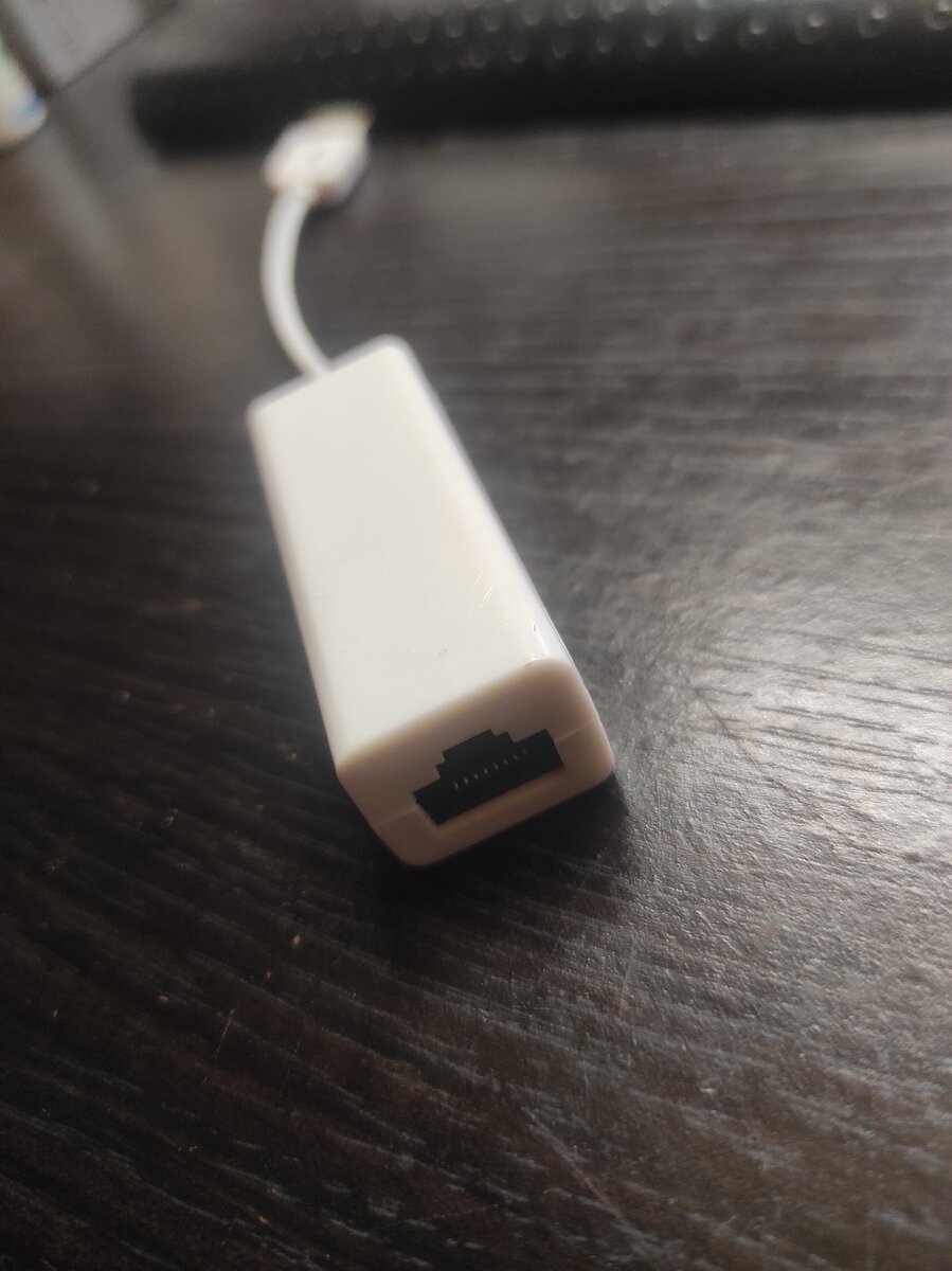 На фото внешняя сетевая карта USB