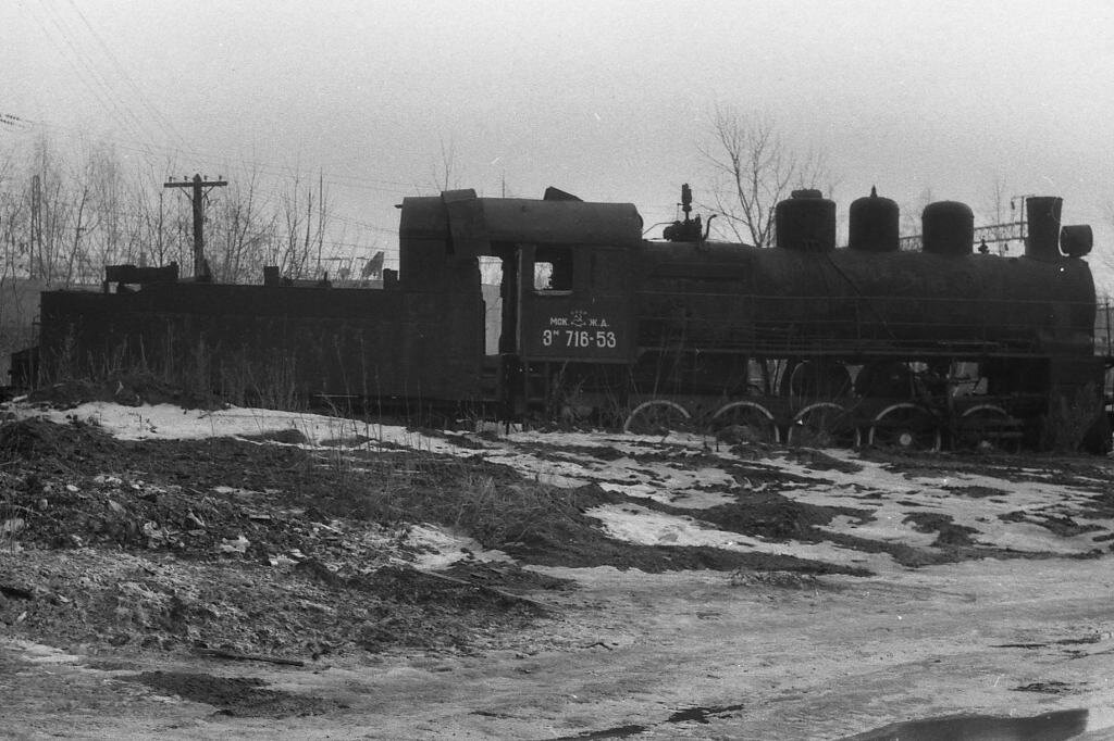 Эм 716-53 1995 год, ст. Рязань-2