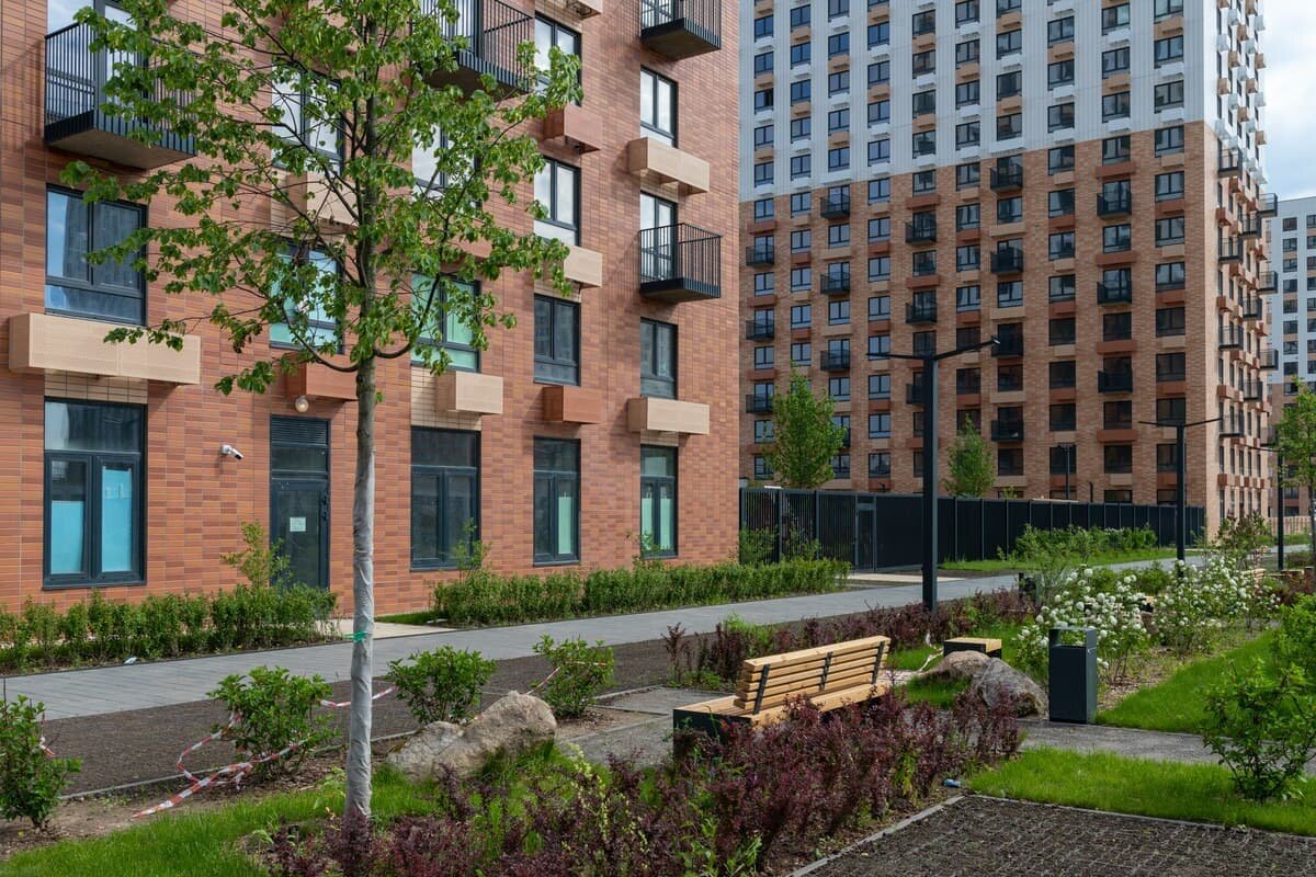 За красивым благоустройством, новоселов часто ждет сюрприз в виде ужасной отделки квартиры.