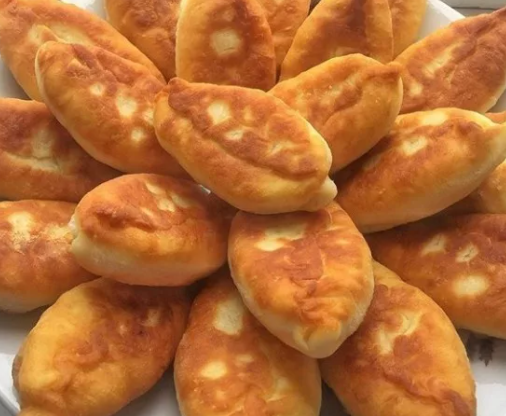 Пирожки с рыбной начинкой на твороге без яиц