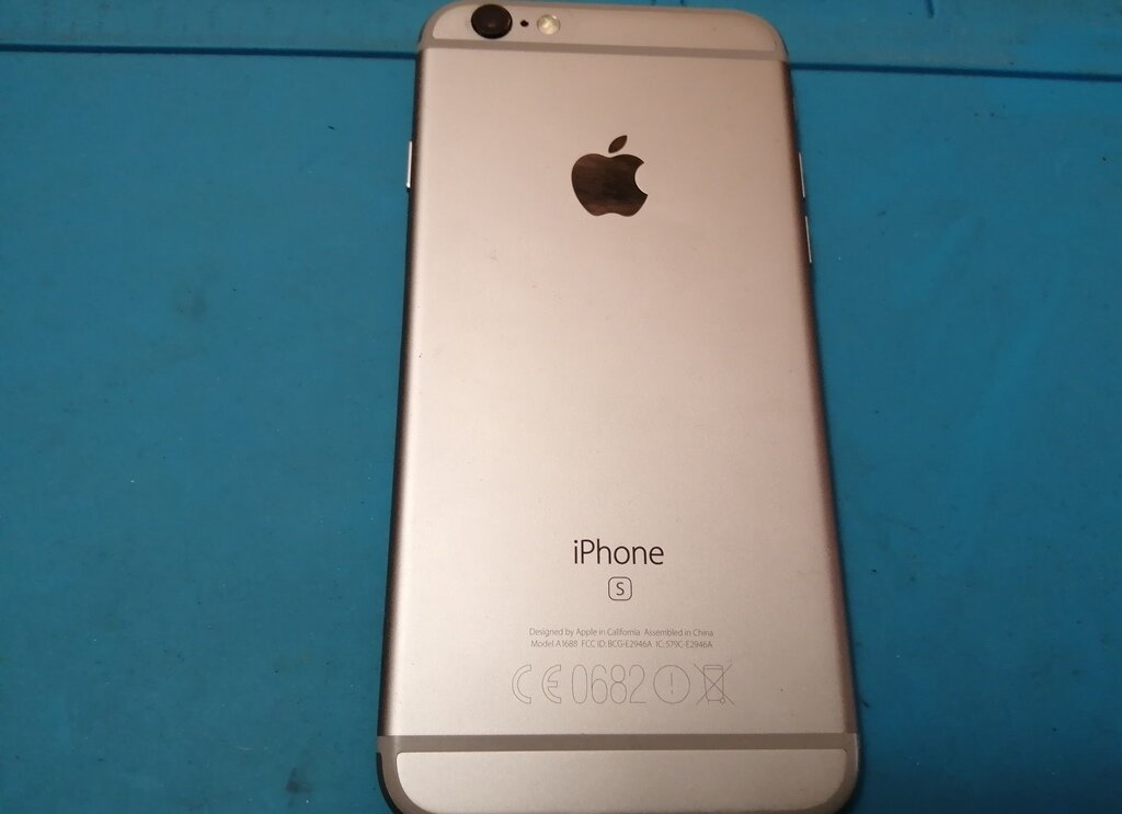 iPhone 6S (фото автора)