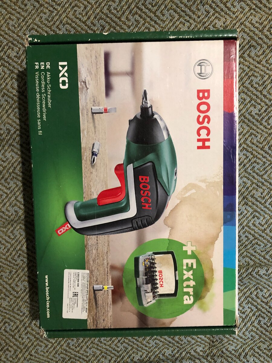 Комплектация отвёртки.