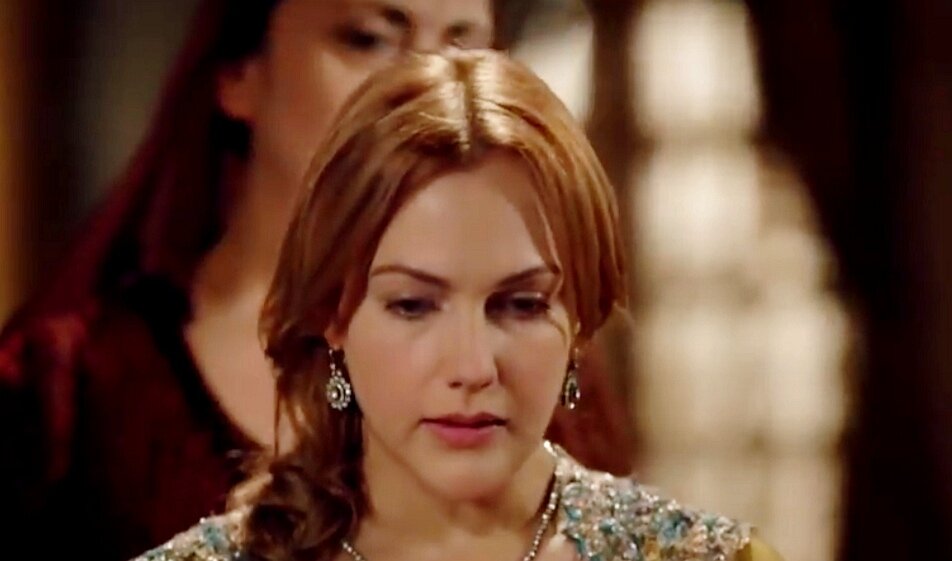 Кадр из сериала "Великолепный век "