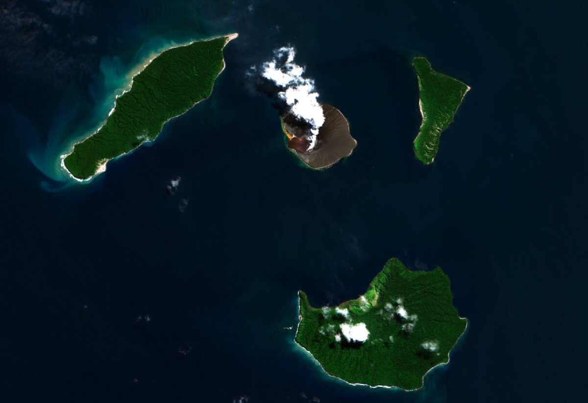  Изображение со спутника Sentinel-2 проекта Коперник 24 апреля 2021 года, источник  ESA 