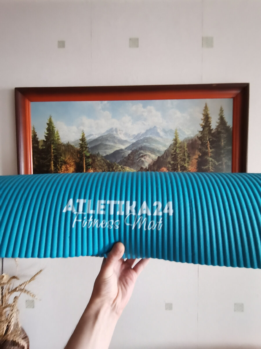 Фото в галерее принадлежат автору блога. Купленный коврик. Листайте галерею
