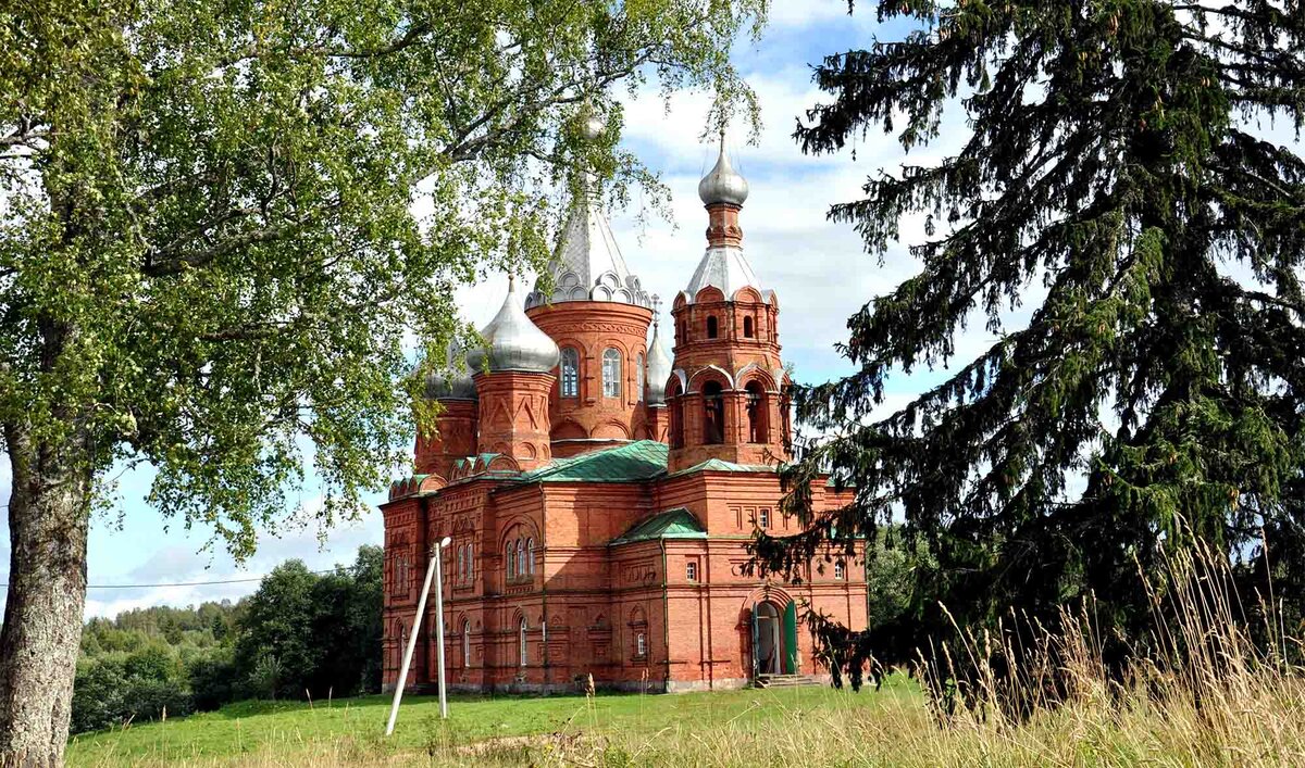 Нижегородская ольгина. Ольгинский монастырь Волговерховье. Ольгинский женский монастырь, с. Волговерховье. Ольгин монастырь на Истоке Волги. Исток Волги Ольгинский монастырь.