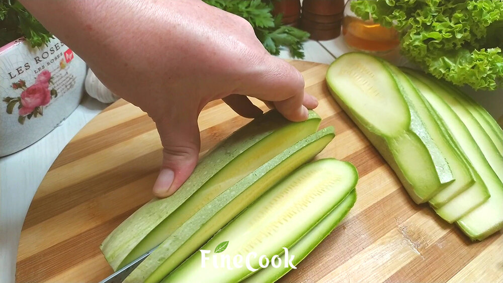 Режу кабачок