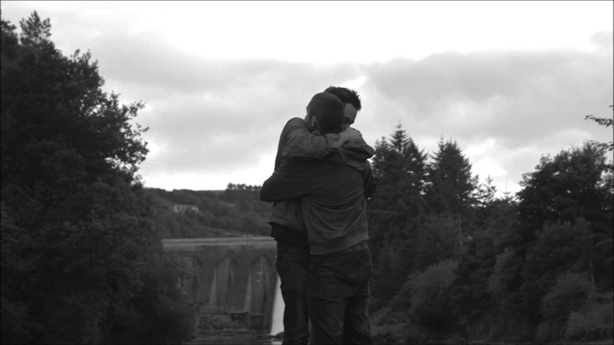 Из клипа "Take me to church"