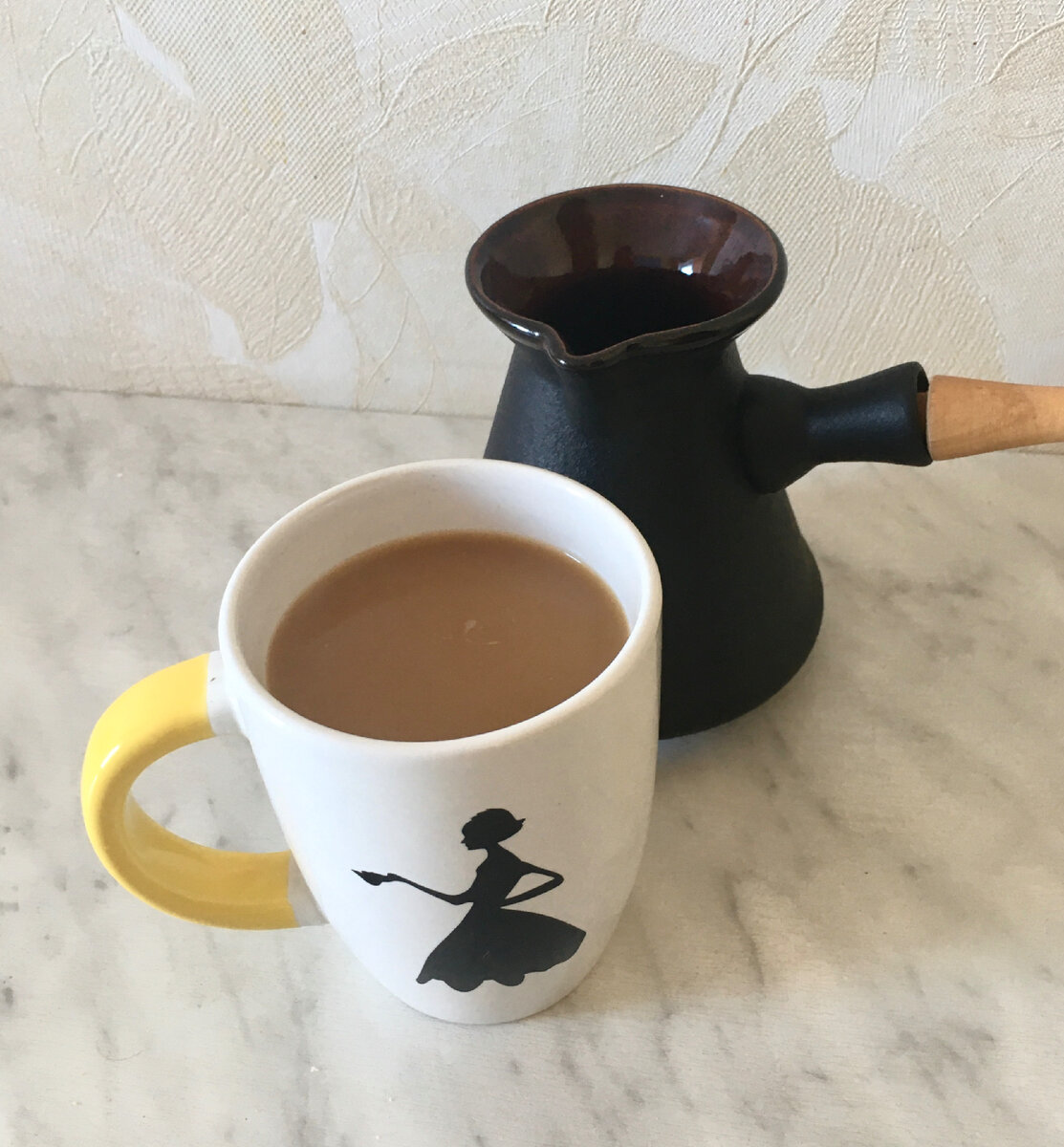 Моё утро всегда начинается с кофе😊