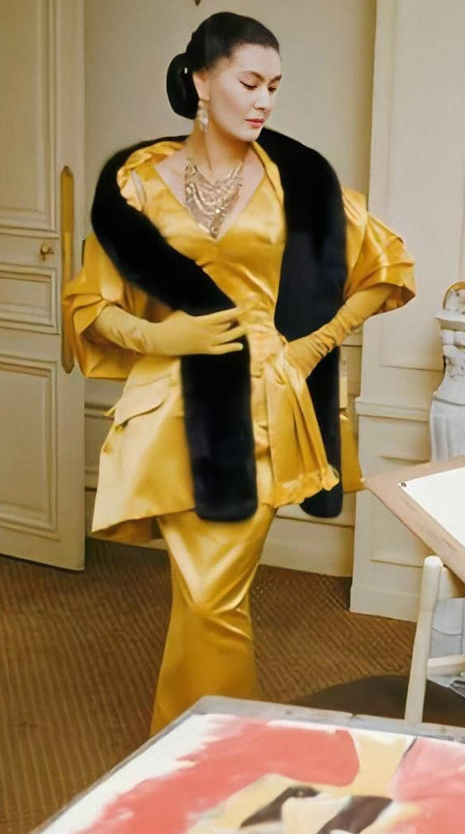    Алла Ильчун в вечернем платье Artamène от Christian Dior, 1954@radiantlydead